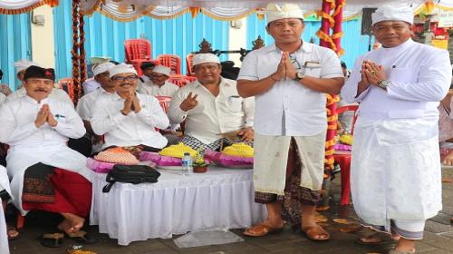 Upakara Pemelaspasan dan Mecaru Ngeruak Nuntun Betara Sri Kantor dan Pura Pasar Desa Tegal Harum